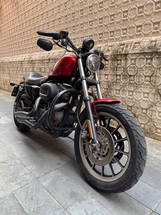 HARLEY-DAVIDSON SPORTSTER XL 883 R HARLEY-DAVIDSON SPORTSTER XL 883 R